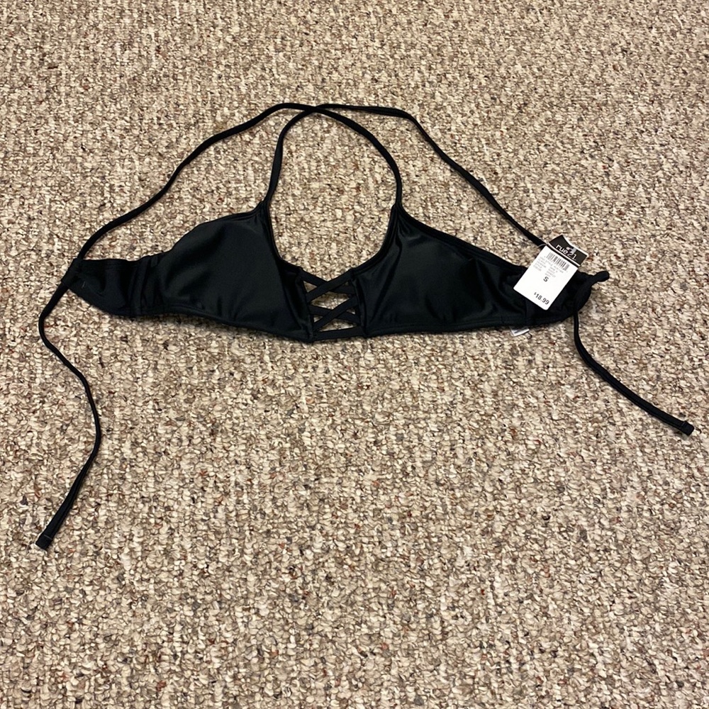 Black bikini top, size s